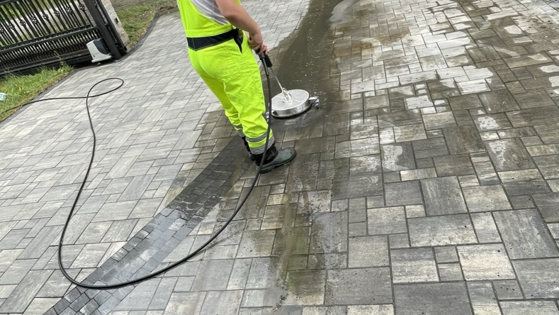 mycie-cisnieniowe-elewacji-kostki-warszawa (12)